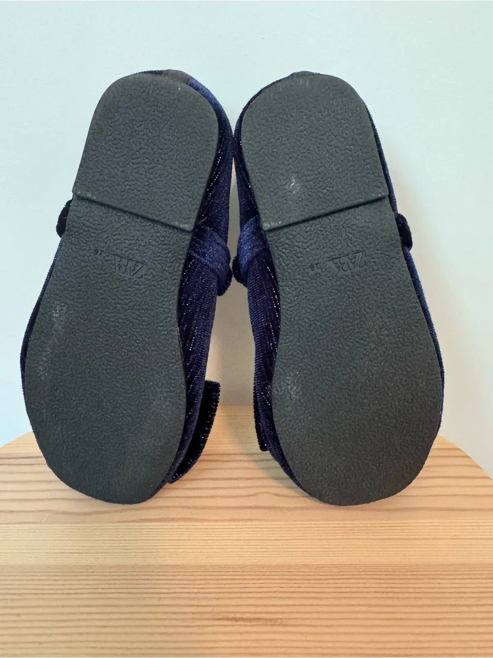 ZARA Girls Velvet Navy Bow Mary Jane Flats (Size 26 EU)